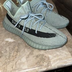 Adidas Yeezy 350 V2