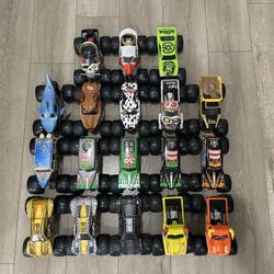 Monster jam 1/24 scale trucks 3 of them signed by drivers 18 trucks total