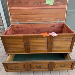 Lane Cedar Chest