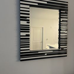 ✨ Modern City Furniture Mirror  ✨ Espejo Moderno de City Furniture – Pieza de Lujo ✨