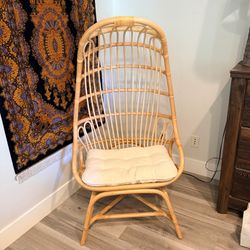 Egg Chair / Vintage Boho Peacock Rattan Chair