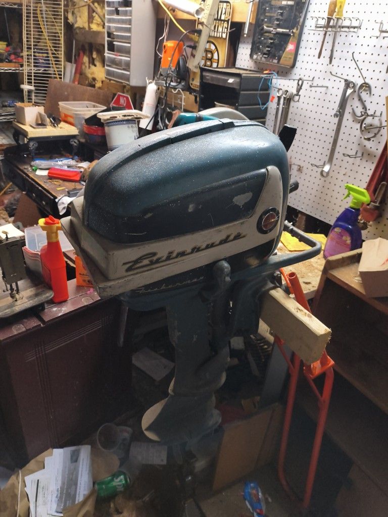 1957 Evinrude Fisherman 5.5hp