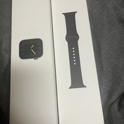 Apple Watch Series 5 (Space Gray)