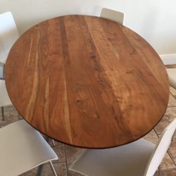 Beautiful Dinner Table For 6 People