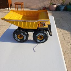 carrito  semi nuevo Color  amarillo  Perfectas Condiciones 