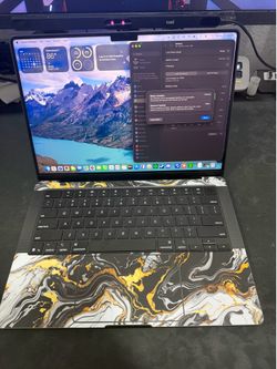 MacBook Pro 14 inch M5 512 Gb ssd 16Gb ram