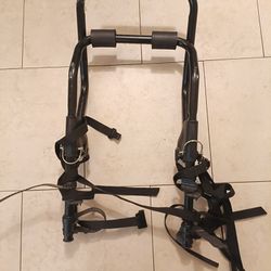 CART BICYCLE RACK. / SOPORTE PARA BICICLETA EN EL CARRO