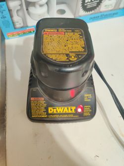 DeWALT Charger