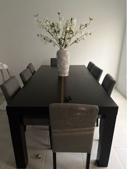 Dinning table