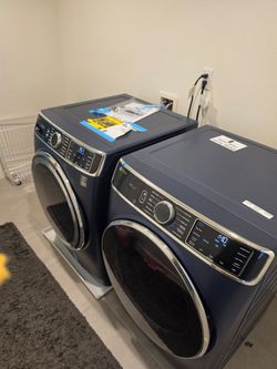 New GE Washer and Dryer Set