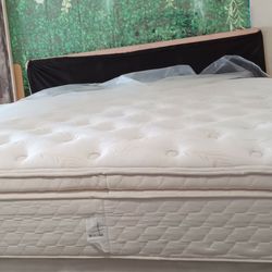 King Size Mattress No Delivery (Colchón King Size)