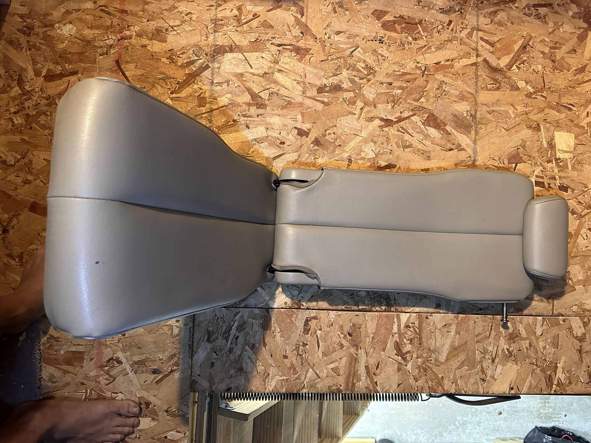 2011-2020 TOYOTA SIENNA REAR CENTER 2nd ROW JUMP SEAT LEATHER LB42 OEM