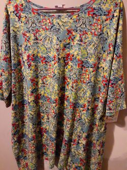 Xl lularoe top