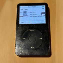 iPod Model:A1136 5TH GEN 60GB Blk Tested Good Bat 8-9hr w/13156-Songs/Charg Read