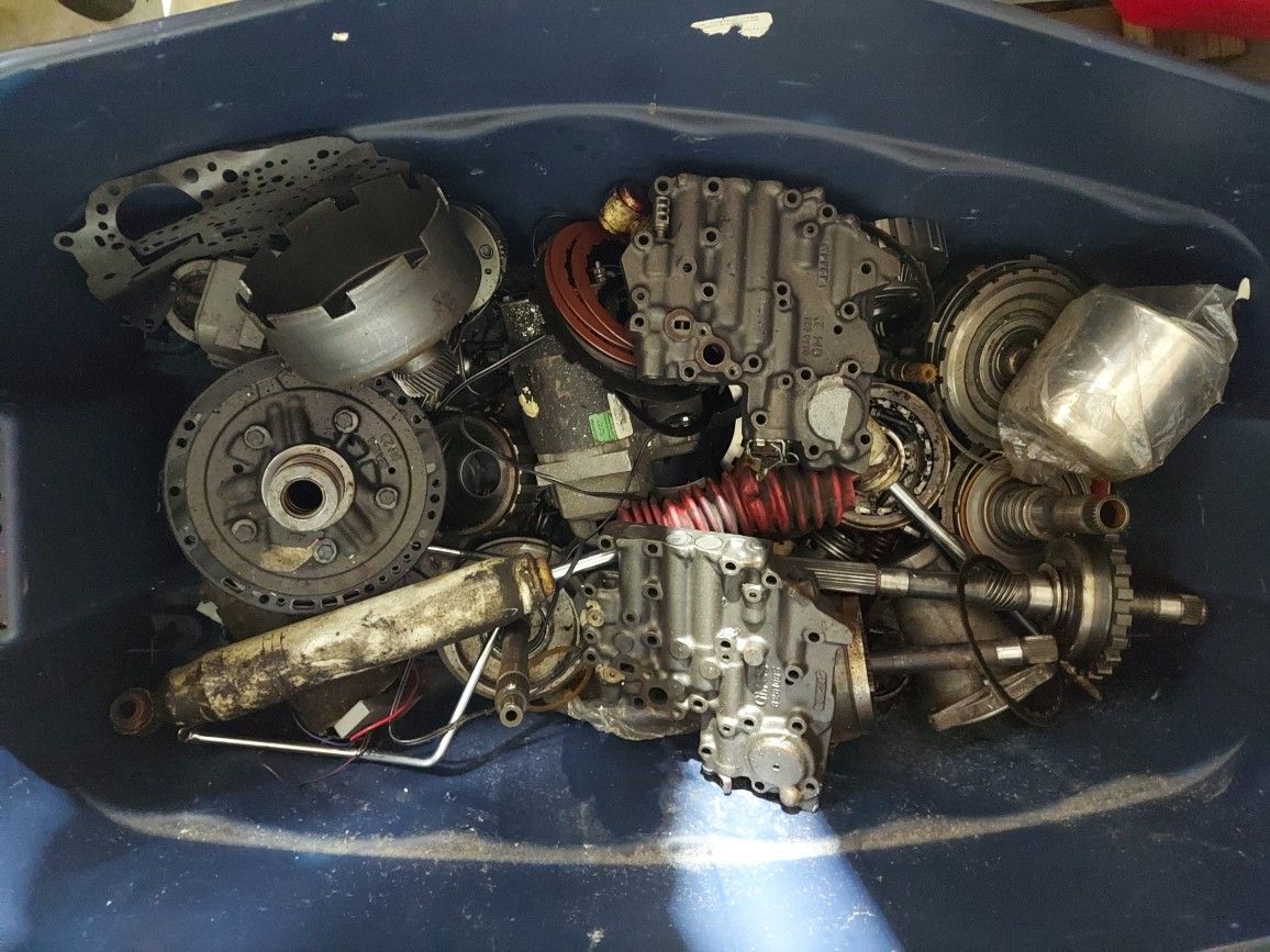 Chevy Trans Misc Parts 