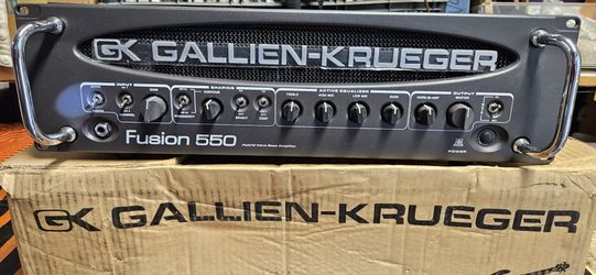 Bass  Guitar Amp By Gallien-Kruger Fusion 550