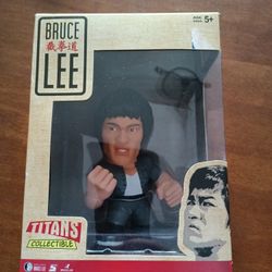 Bruce Lee Titans Collectible Action Figure New 