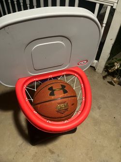 UnderArmor 495 basket ball