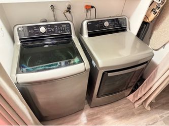 LG Washer & Gas Dryer Set - Great Condition, 5-Year Warranty!
