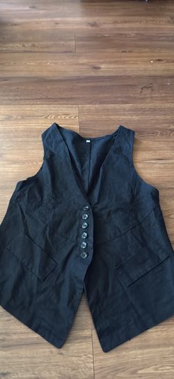 Black Vest 