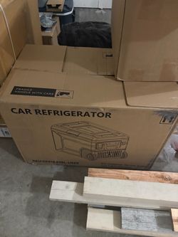 Travel refrigerator Travel refrigerator
