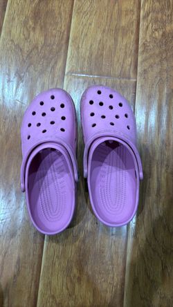 Crocs. Pink. Mens 9. Women 11