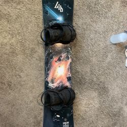 Super Clean And Dope Snowboard Setup. Brand New Never Rode It Only Tried On. Been Collecting Dust And Looking For A New Owner 