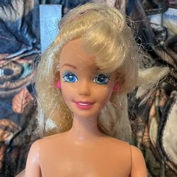 Vintage 1966 Barbie Doll