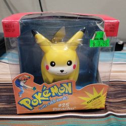 Hasbro 1998 Electronic Pokemon Pikachu #25 w/ voice and light up cheeks