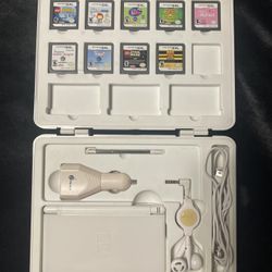 Nintendo DS Lite Bundle.