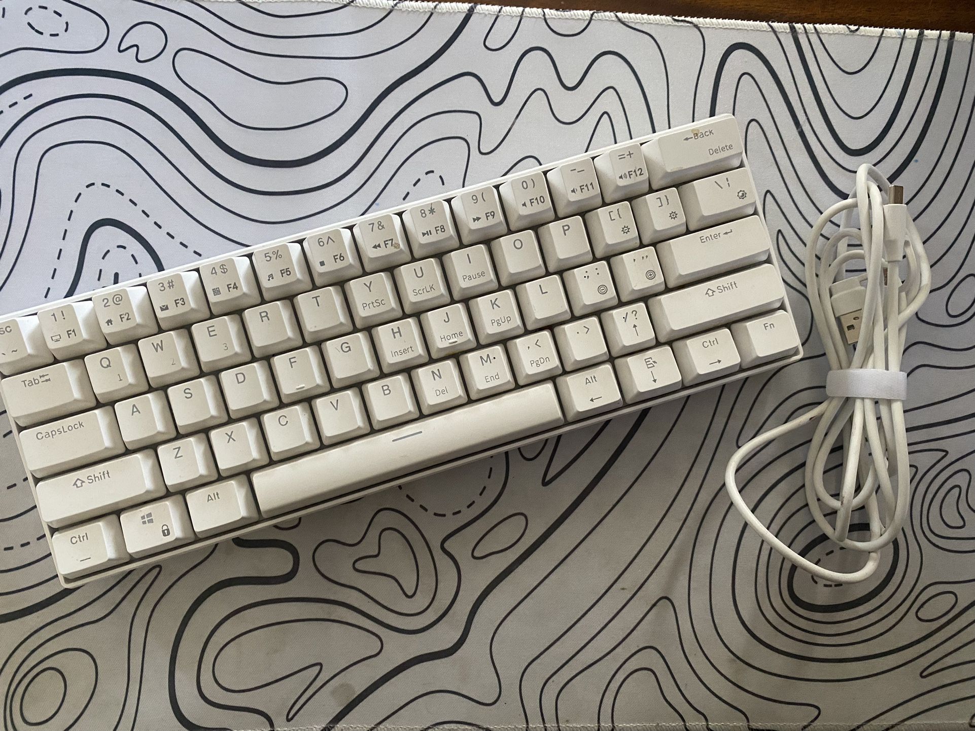 RK Royal Keyboard 65% with Mouse Pad