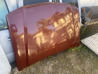03-06 Chevy Silverado Hood
