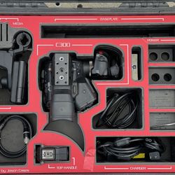 Canon c300 Markii w/Cards, Custom Case