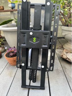 TV Wall Mount Bracket