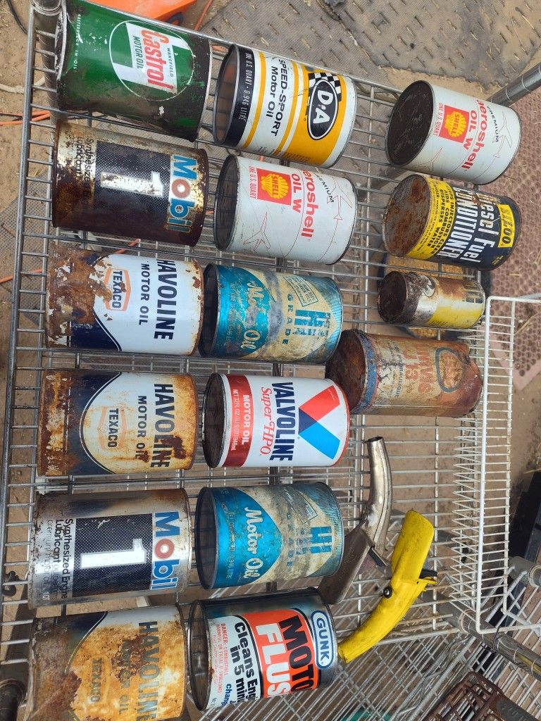 Antique Collectors Motor Oil Cans