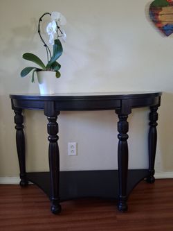 Decor Console Half Moon Table 47 1/2" L x 19" W x 29 1/2" H