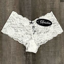 New Women’s Size 5 White Lace Cheeky Hipster Panties Underwear