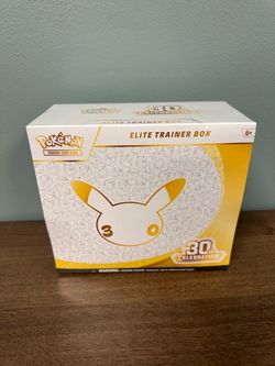 Pokémon TCG 30th Celebration Elite Trainer Box