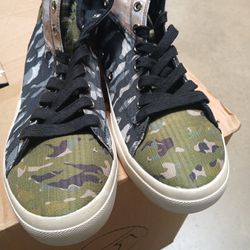 SUN + STONE  MEN SIZE 10