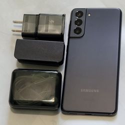 Samsung Galaxy S21, Factory Unlocked,  Excellent Condition.  Like New 