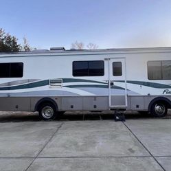 1998 Flintwood Flair RV Newly Renovated