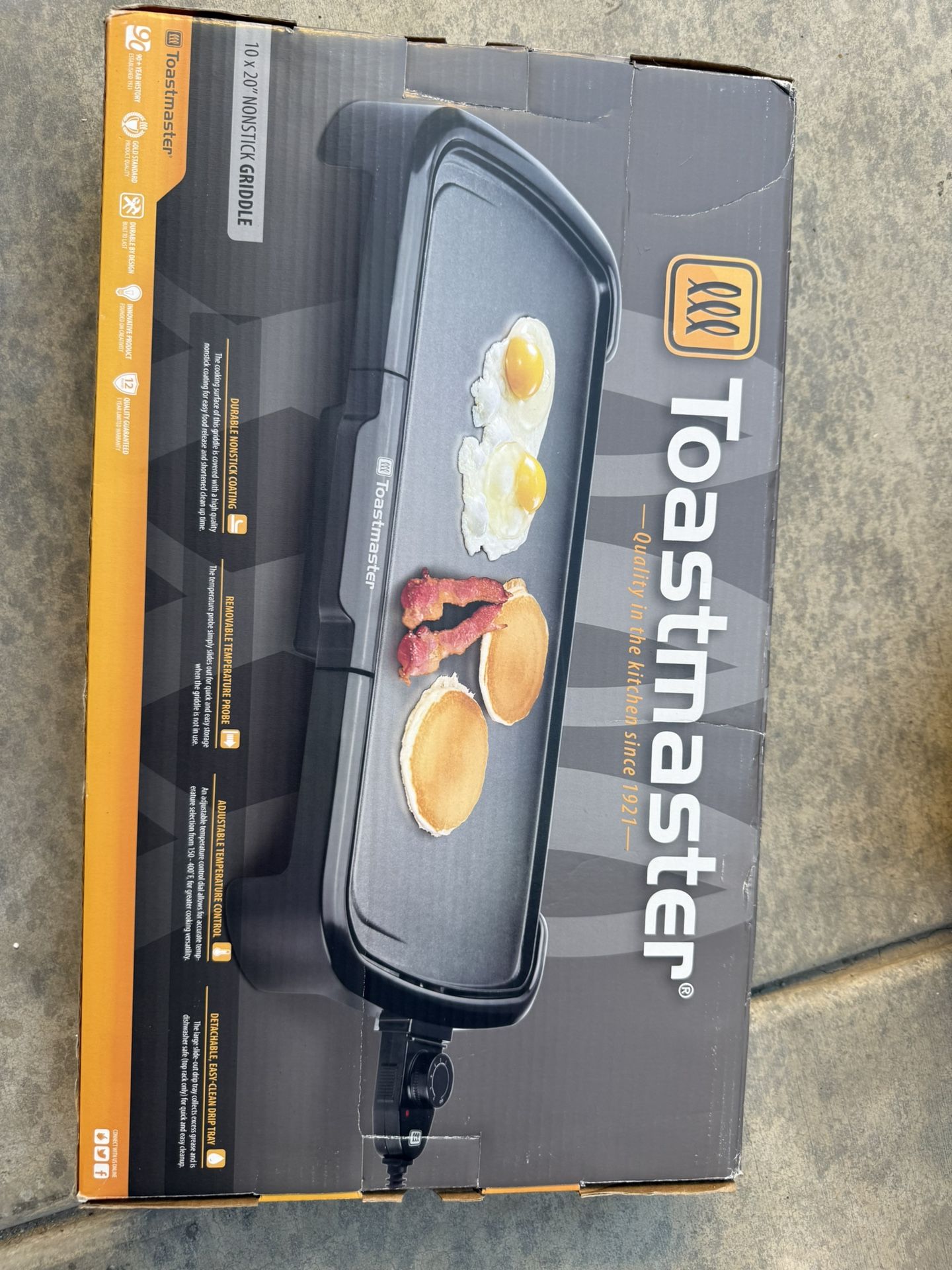 Brand New Toastmaster Nonstick Griddle 10" x 16" Black