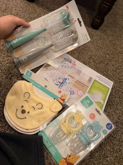 Baby bundle ! / winnie the pooh themed