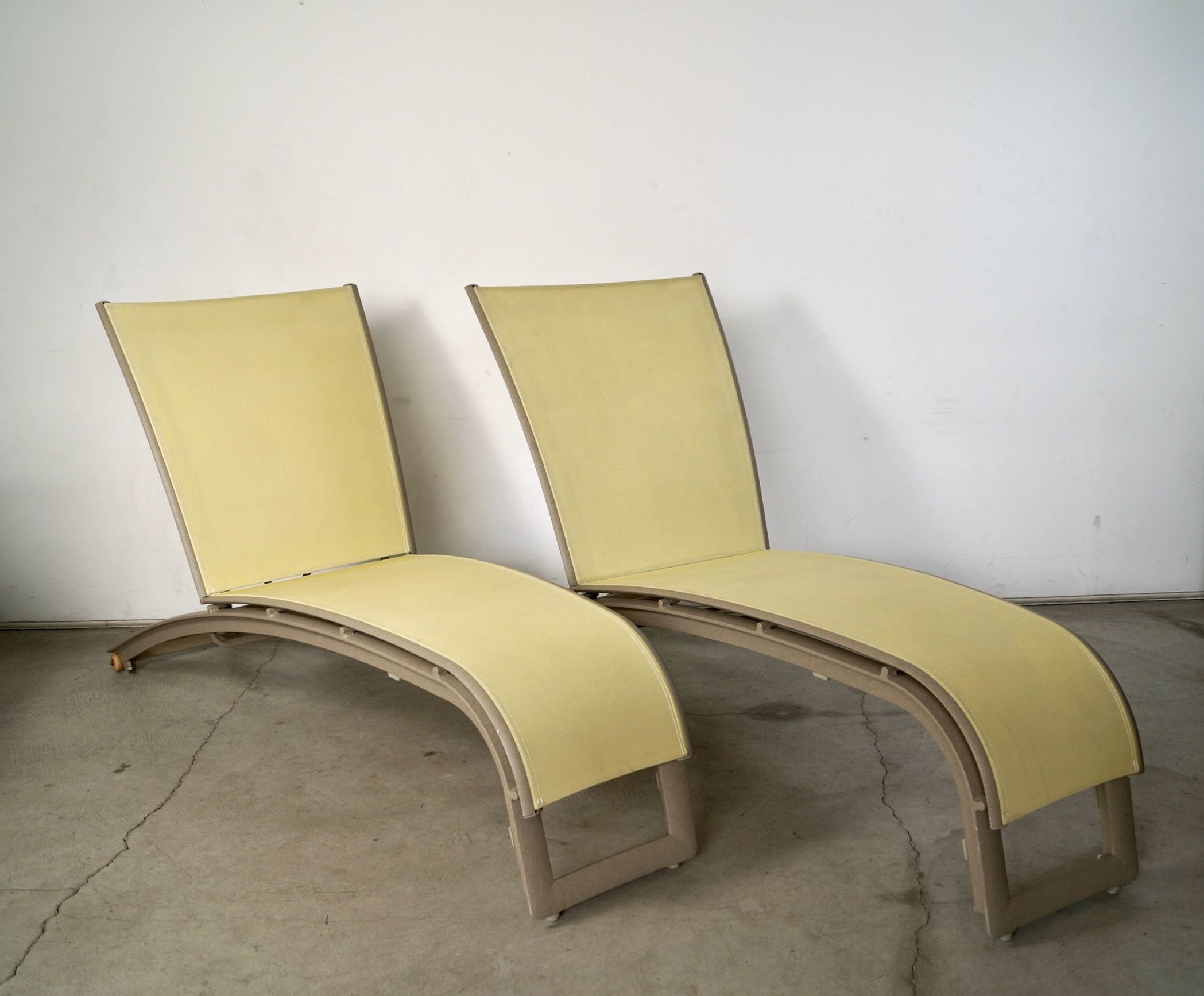 Pair Of California Modern Patio Pool Chaise Lounge Chairs