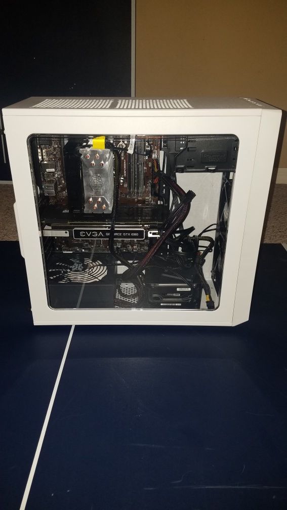 High End Gaming Computer + 2 monitors