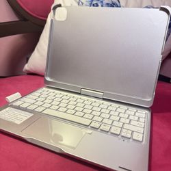 ✨ New F360 Rotating iPad Keyboard Case – 10.9” / 11” iPads