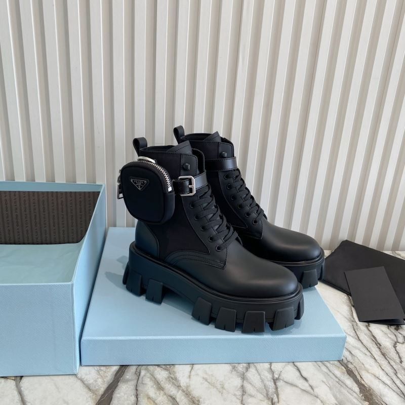 Prad a Boots