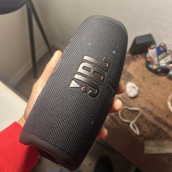 JBL Charge 5 