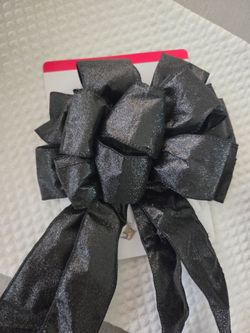 Black bows -$4