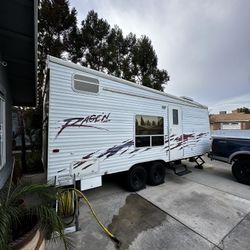 2003 National Ragen RVT Toy Hauler